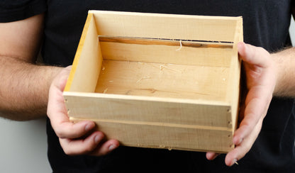 Presentlåda i trä | Rektangulär | 20 cm | Naturfärgad  | Inklusive träull